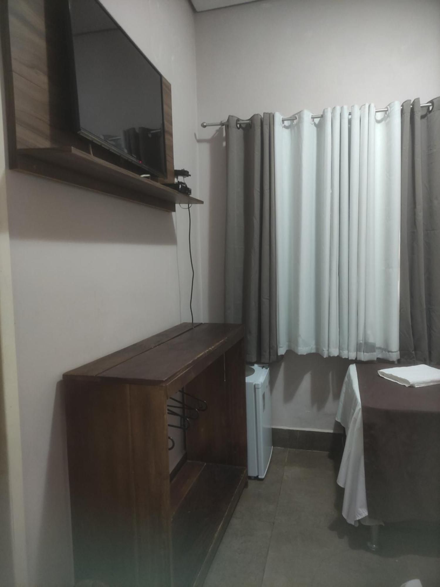 Pousada Da Gi Suites E Turismo Chapada dos Guimarães Exterior foto